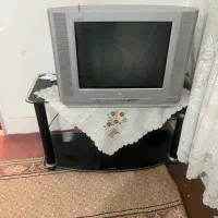 تلویزیون ال جی با میز