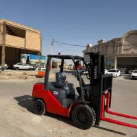 ۸اف تویوتا ۳تن لیفتراک آماده بکار