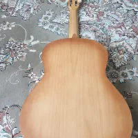 گیتار یونیک c60|گیتار، بیس، امپلیفایر|نجف‌آباد, فاز ۳ شهرک آزادگان|دیوار