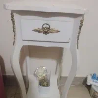 میز تلفن سالم و تمیز