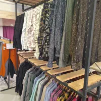 فروش سرتا سر تخفیف (مهلت محدود)|لباس|یزد, |دیوار