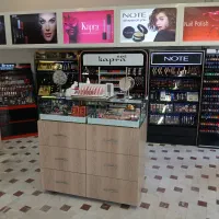 واگذاری فروشگاه آرایشی پوستی اقساطی|فروشگاه و مغازه|مشهد, نیروی هوایی|دیوار