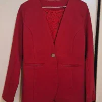 تعدادی کت و مانتو قرمز مناسب شب یلدا