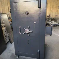 گاو‌صندوق ۳ تنی برند ملک یزد