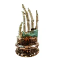 مجسمه دست ساز انیمیشن عروس مردگان