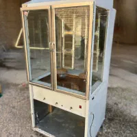 فر کباب ترکی و قفسه فلزی