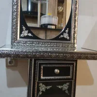 آینه پایه دار