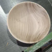 به یک استاد کار خراطی ماهرنیلزمندیم