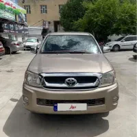 هایلوکس ۲۰۰۶ بژ