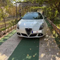 آلفارومئو جولیتا