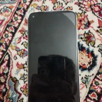 سلام عرض ادب یک گوشیa11داریم اک