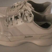 کتانی زنانه سایز ۴۰