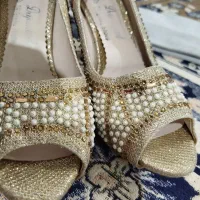 کت شلوار در حد نو|لباس|رباط‌کریم, رباط‌کریم|دیوار