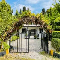دوبلکس باغ ویلایی ۵۰۰ متری مبله کامل سندار