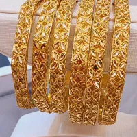 النگوی طلا ، با طراحی سنتی، فوق‌العاده شیک