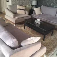 مبل راحتی و میز