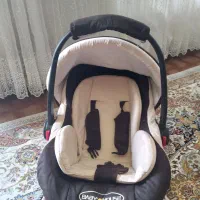 کریر با قابلیت استفاده به عنوان صندلی ماشین