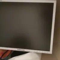 مانیتور سالم