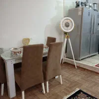 میزغذاخوری چهارنفره در حد نو
