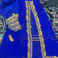 لباس مجلسی|لباس|قشم, |دیوار