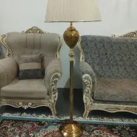 آباژور ایستاده پایه طلایی