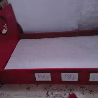 تخت خواب بچه‌گانه سالم