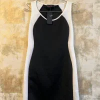 تعدادی لباس خارجی