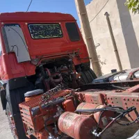 کشنده اویکو ۳۳۰ مدل ۷۱ و۷۴|خودرو سنگین|اصفهان, شهرک صنعتی امیرکبیر (شاپور جدید)|دیوار