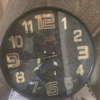 ساعت دیواری