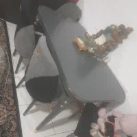 جاکفشی ومیز ناهارخوری