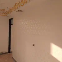 نقاشی ساختمان و طرح کاغذ دیواری