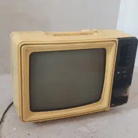 تلویزیون قدیم|تلویزیون و پروژکتور|قیدار, |دیوار