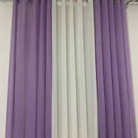 دو عدد تخت و یک کمد و یک پرده پانچی