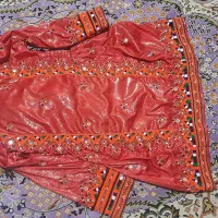 لباس خوشرنگ قرمز|لباس|پیپ, |دیوار