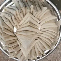 سمبوسه خام آبادان