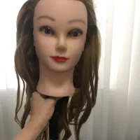 کله مانکن با موی بلند و خوشرنگ