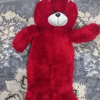 عروسک خرس قرمز