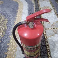 کپسول آتش‌نشانی بزرگ|ابزارآلات|باقرشهر, |دیوار