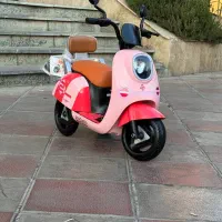 ماشین موتور شارژی وسپا ۲ موتوره کنترل دار