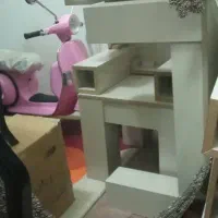 یک عدد ایینه بزرگ