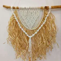 آویز دیواری