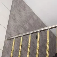 نصاب دکوراسیون قرنیز دیوارپوش بین کابینتی تیوی وال|خدمات پیشه و مهارت|همدان, |دیوار