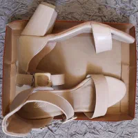 فروش تعدادی کفش، صندل و کیف نو|کیف، کفش، کمربند|صدرا-فارس, فاز ۱|دیوار