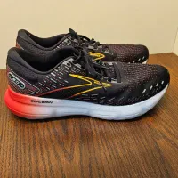 کتونی رانینگ برند BROOKS