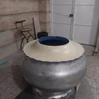 دو عدد گلدان بزرگ جنس محکم و مقاوم