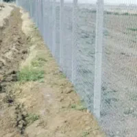 اجرای فنس  رنگ امیزی درحیاط و اتاق  دستمزدتوافقی|خدمات باغبانی و درختکاری|رشت, حومه رشت|دیوار