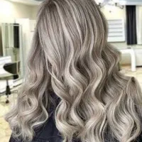 آفر ویژه خدمات رنگ و لایت|خدمات آرایشگری و زیبایی|رشت, ولکس|دیوار