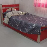 تخت یک نفره در حد نو و دو نفره کار کرده