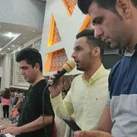 خواننده و دی جی