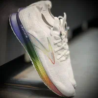 کفش بروکس اصل تمام کشی سایز ۴۰ تا ۴۱